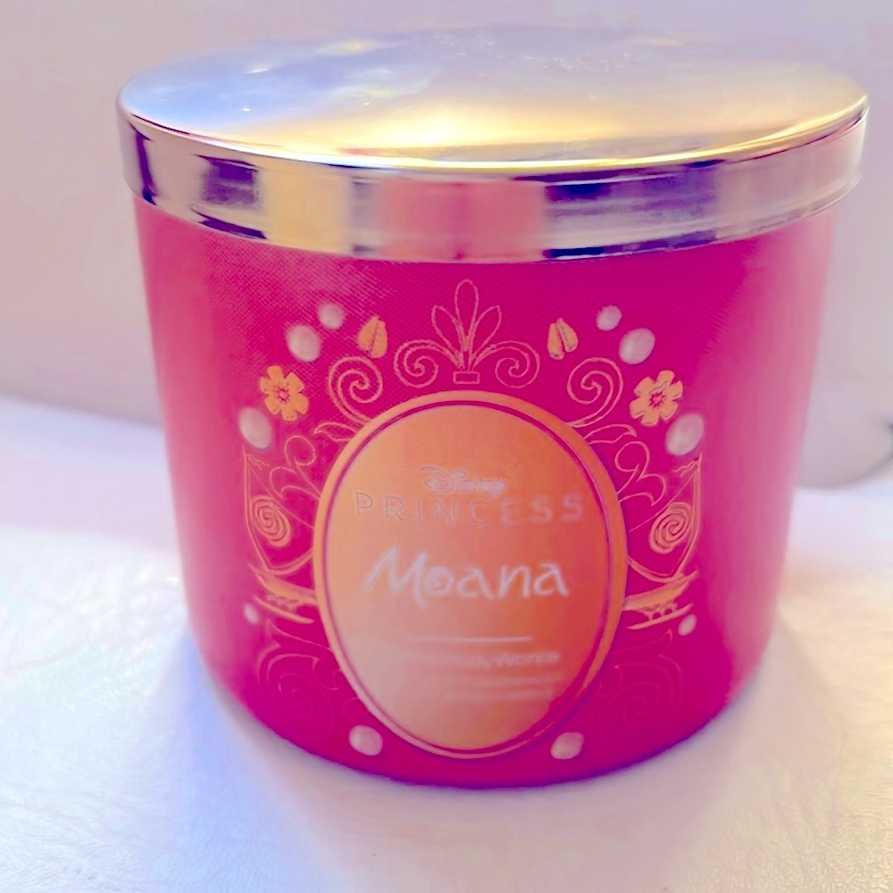 Disney Princess Moana Candle!